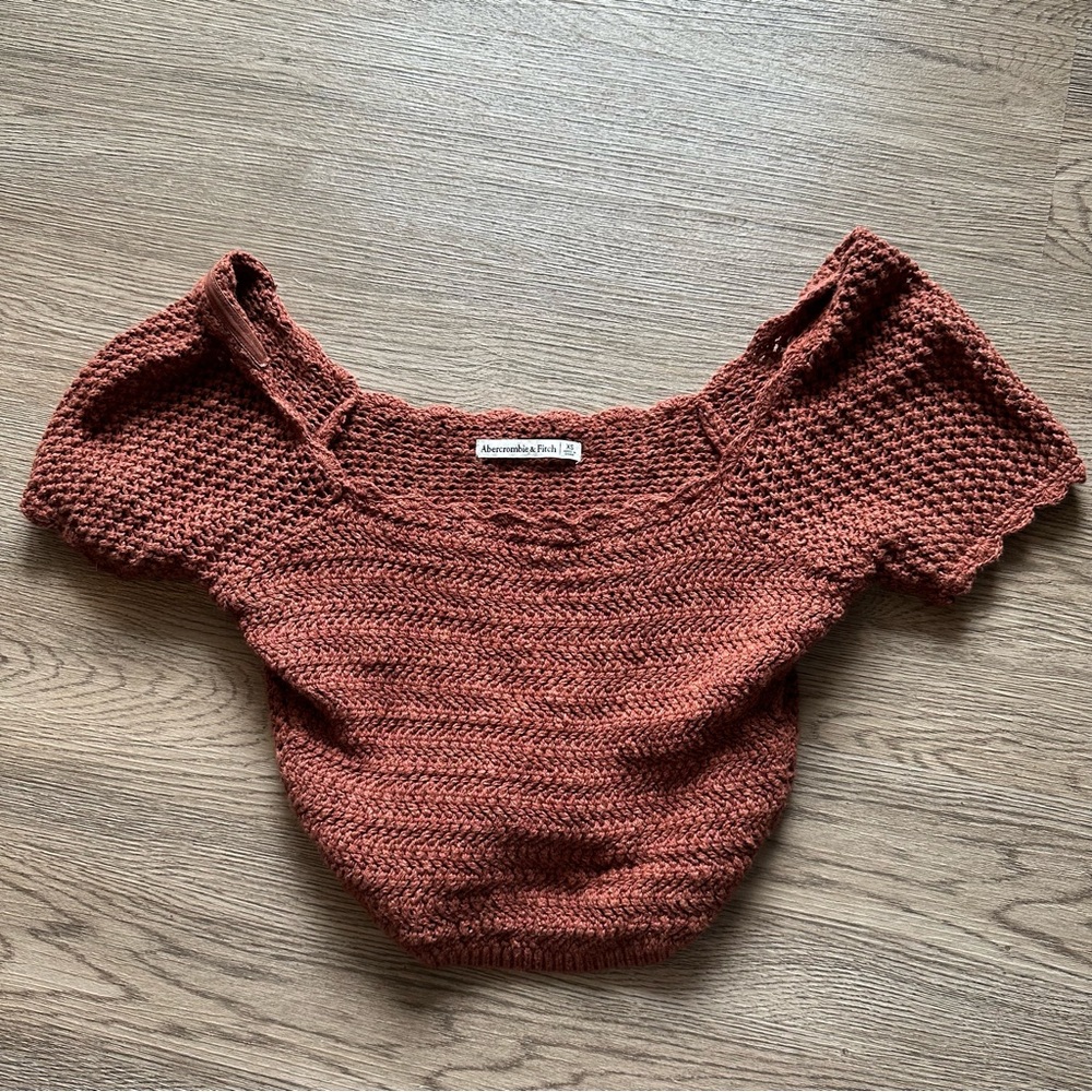 Abercrombie crochet top